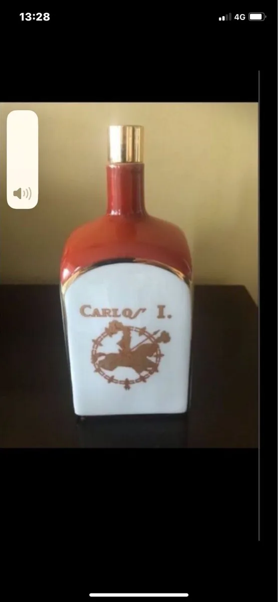 Very Rare Carlos 1 Ceramic Crock - Image 1