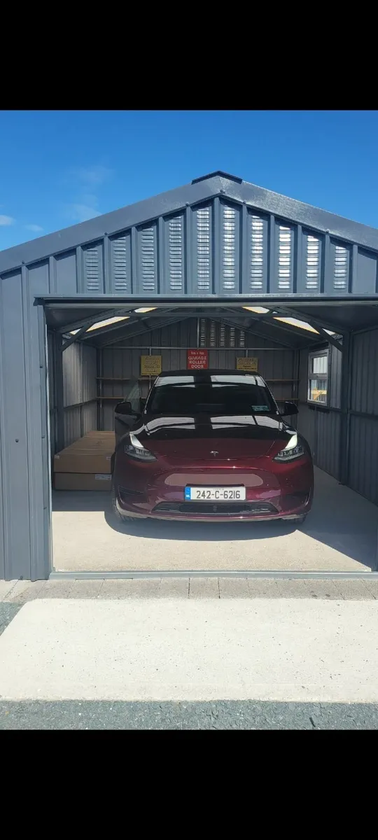 Tesla Model Y 2024 - Image 4