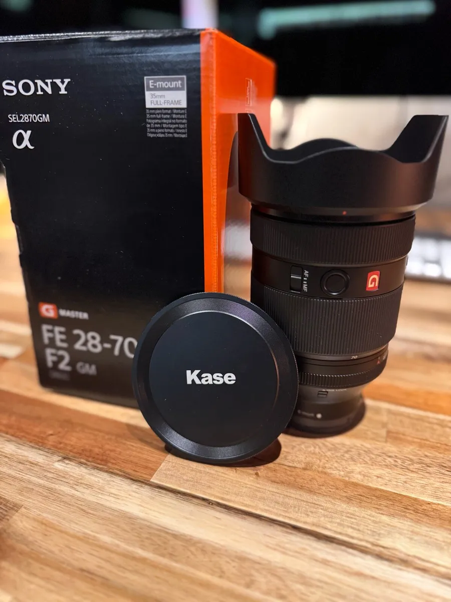 Sony 28-70 F2 Lens