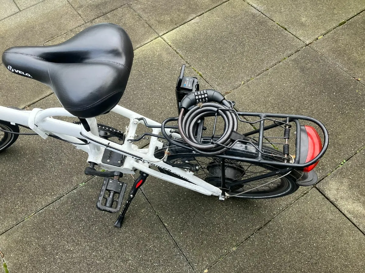 Folding Electric Bike for Parts - Image 1