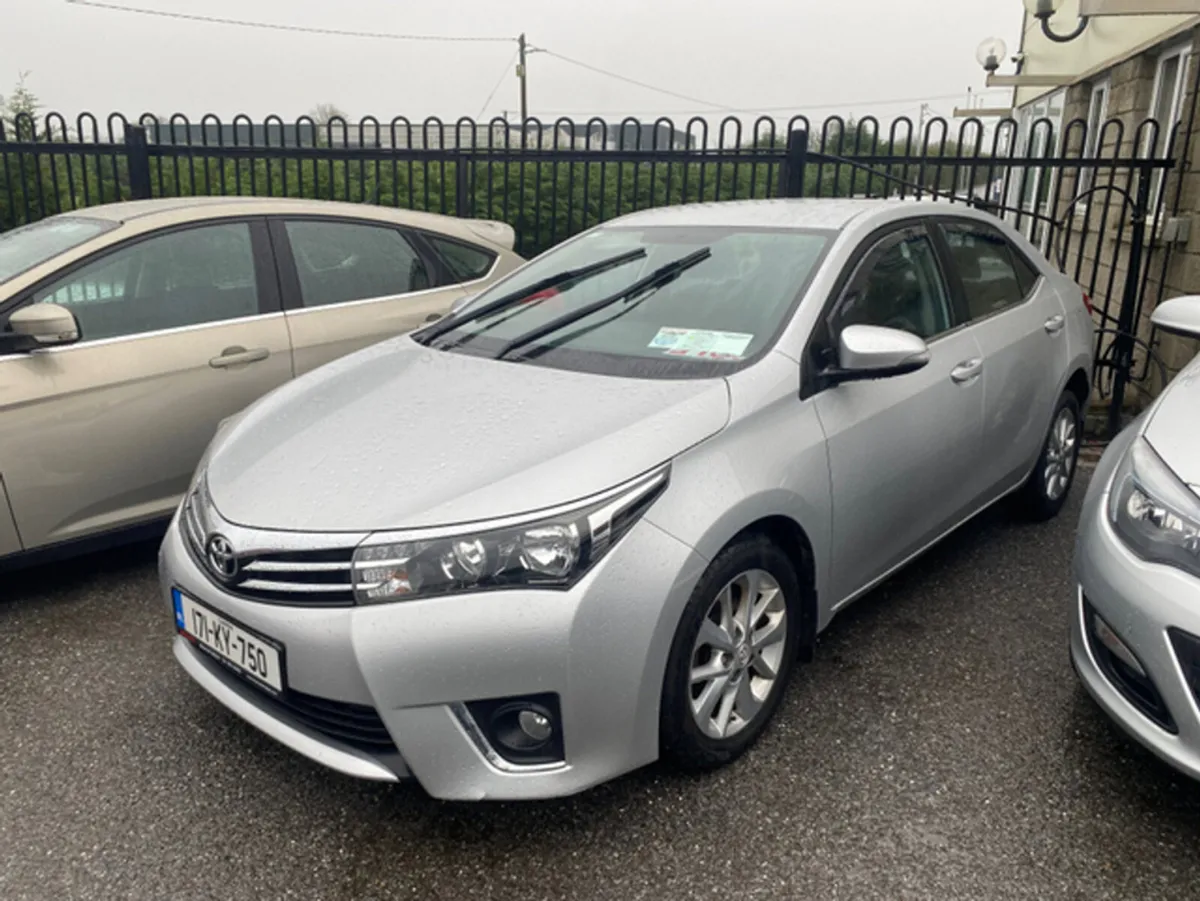 Toyota Corolla 1.4 D-4D LUNA 4DR - Image 1