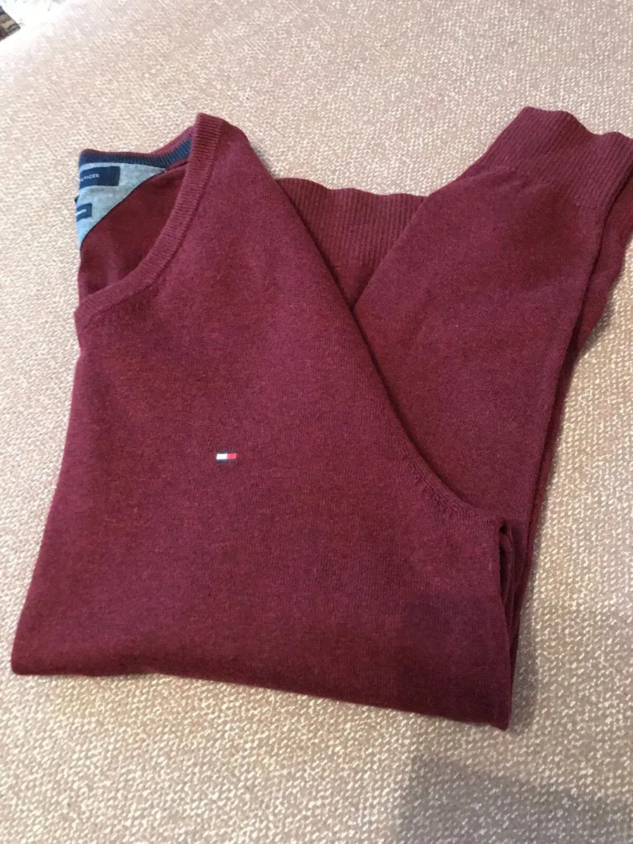 Tommy Hilfiger jumpers(M-XXL) - Image 3