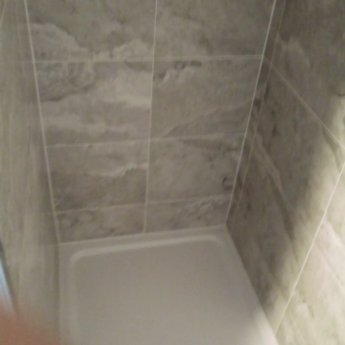 Experienced tiler floorin avail westport castlebar - Image 2