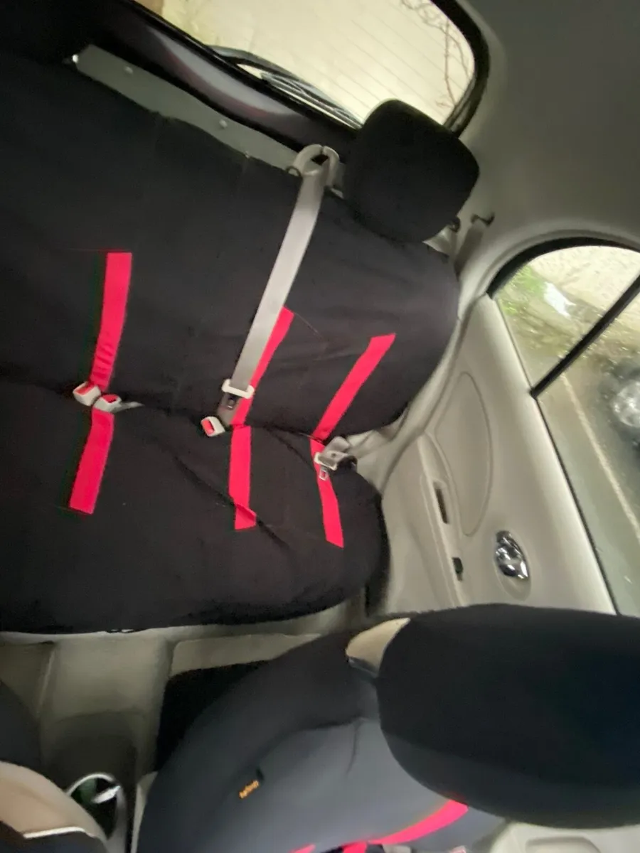 Nissan March Bolero 2011 - Image 3