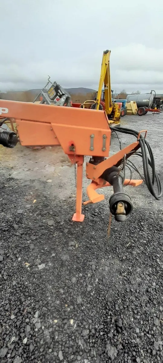 Kverneland 4228 trailed 9ft mower - Image 3