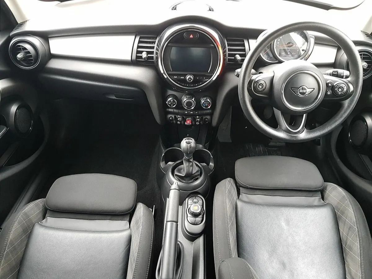 Mini Cooper Cooper - Image 4