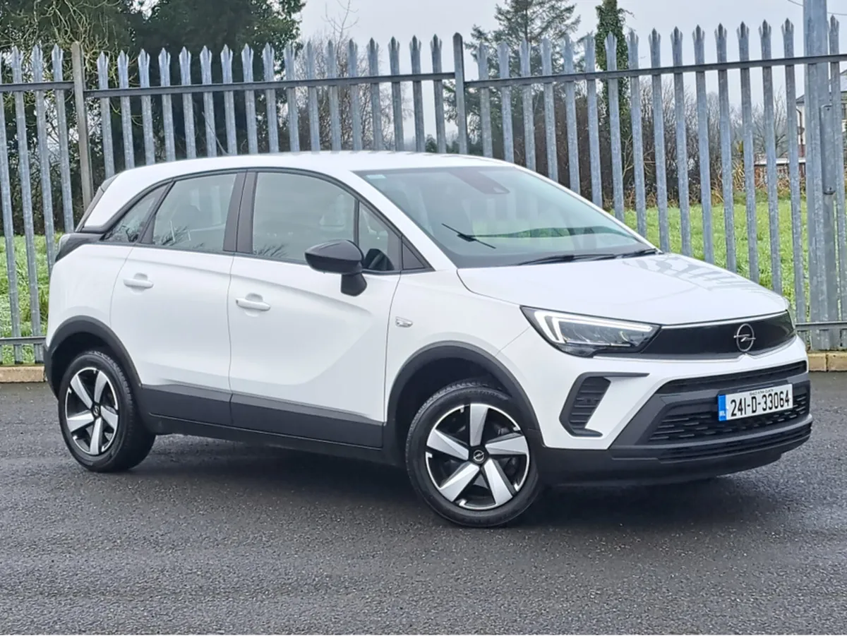 Opel Crossland SC 1.2TURBO 110BHP **REVERSING CAME - Image 2