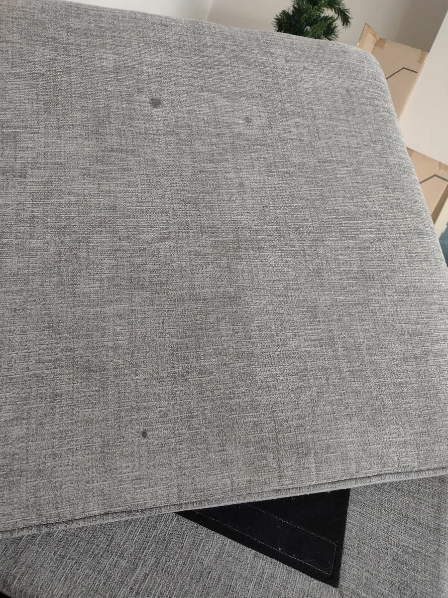 Large textured padded pouffe seat/footstool - Image 1