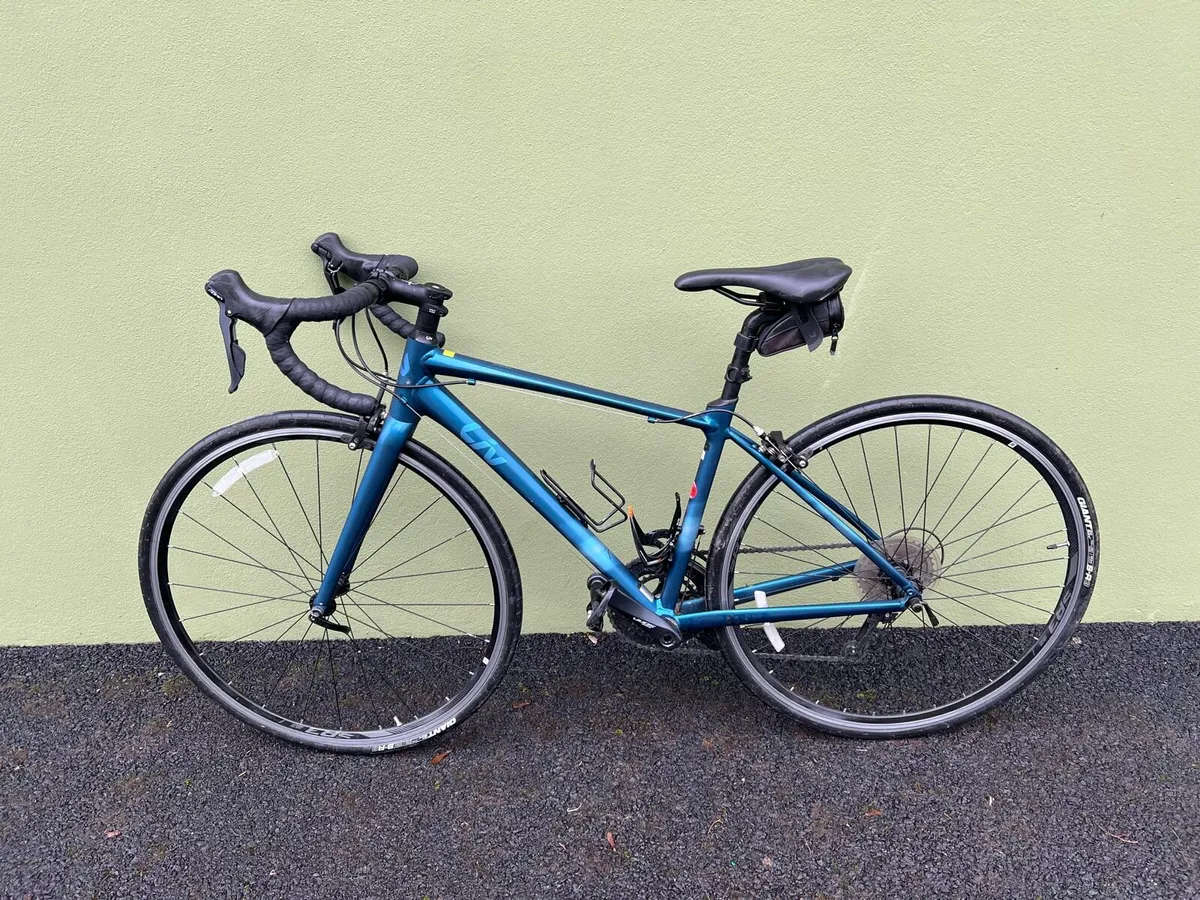 LIV Giant road cycling bike - Image 1