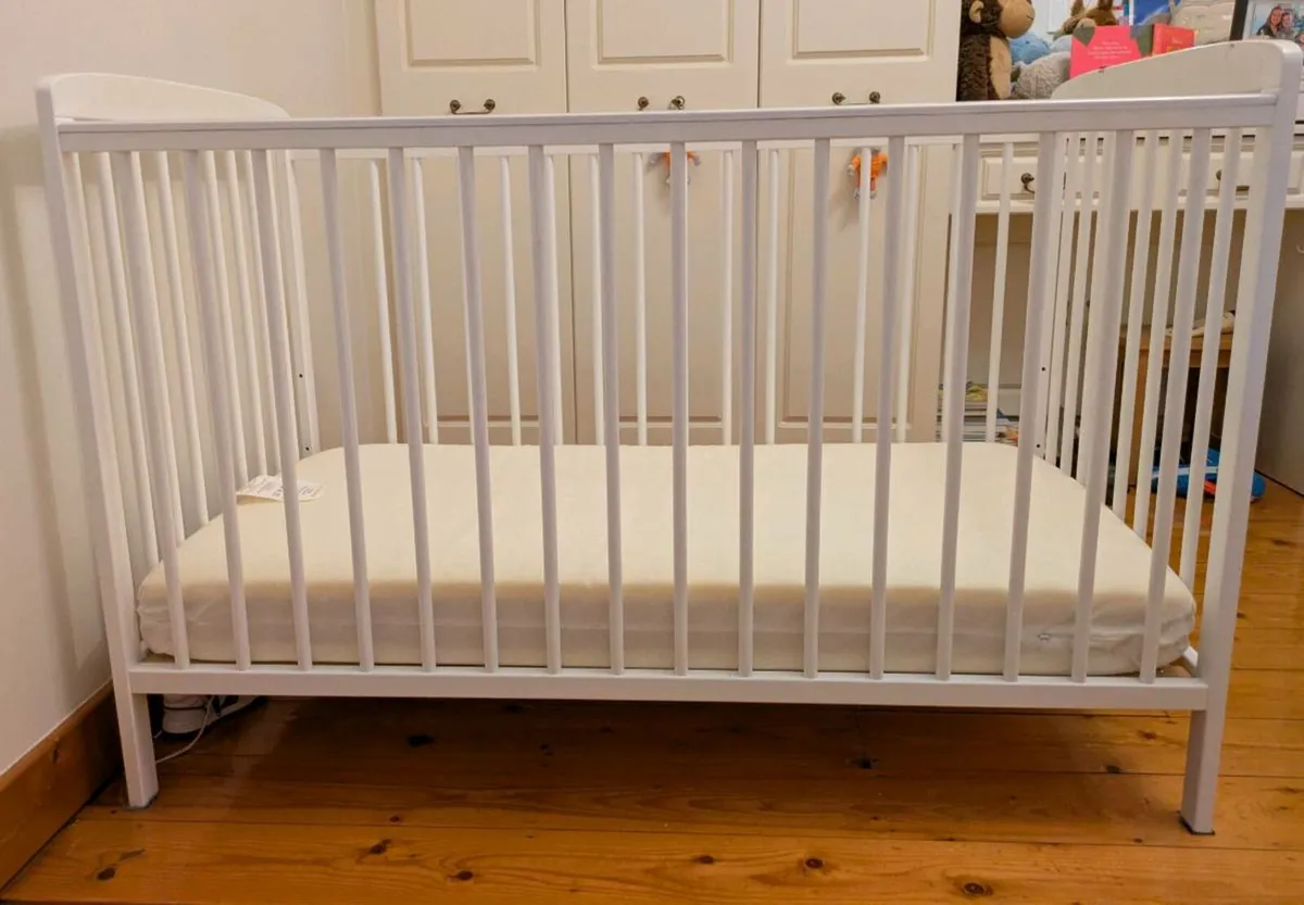 Baby Elegance Cot - Image 2