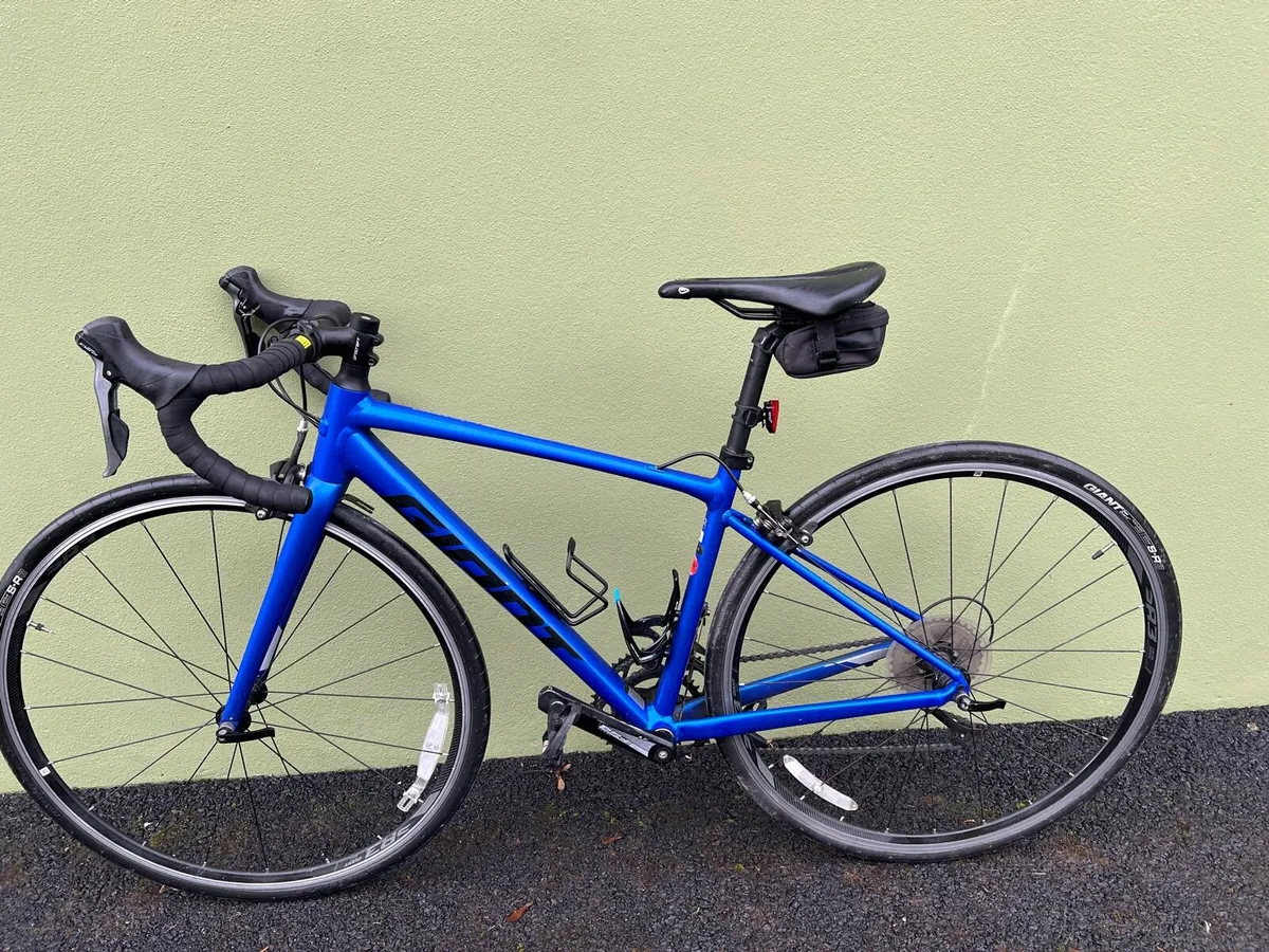 Giant Contend 1 Road cycling bike - Image 1