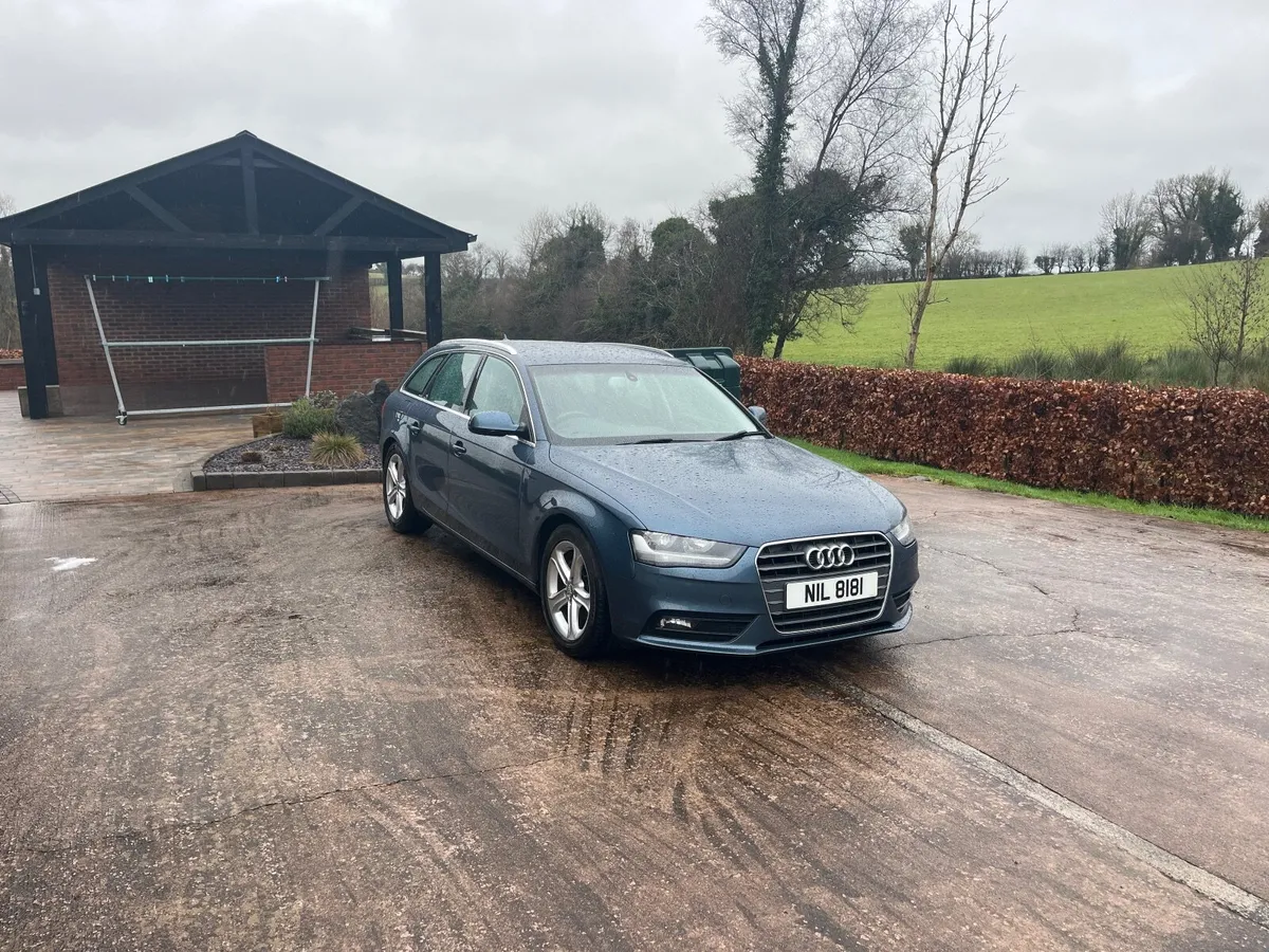 Audi A4 2015 - Image 2