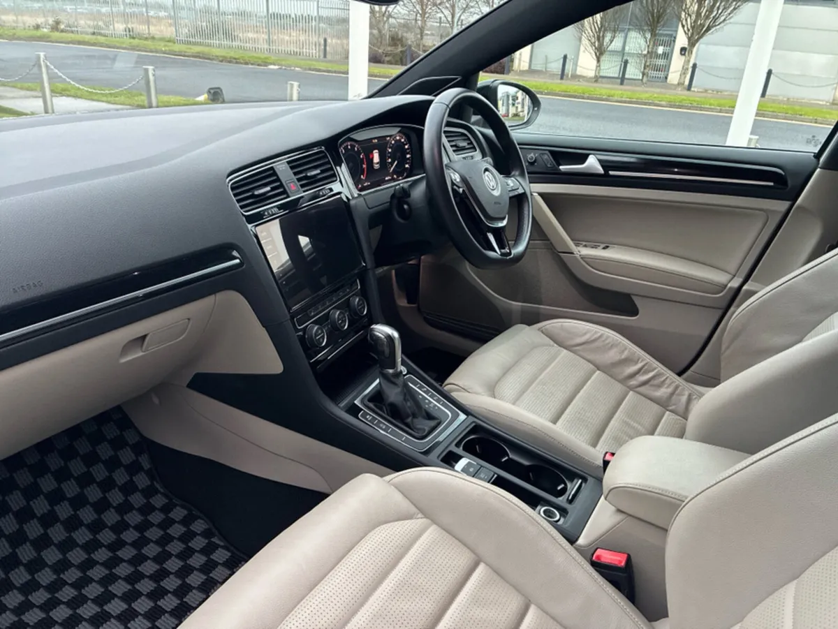 Volkswagen Golf 1.4L Petrol Automatic TSI Highline - Image 3