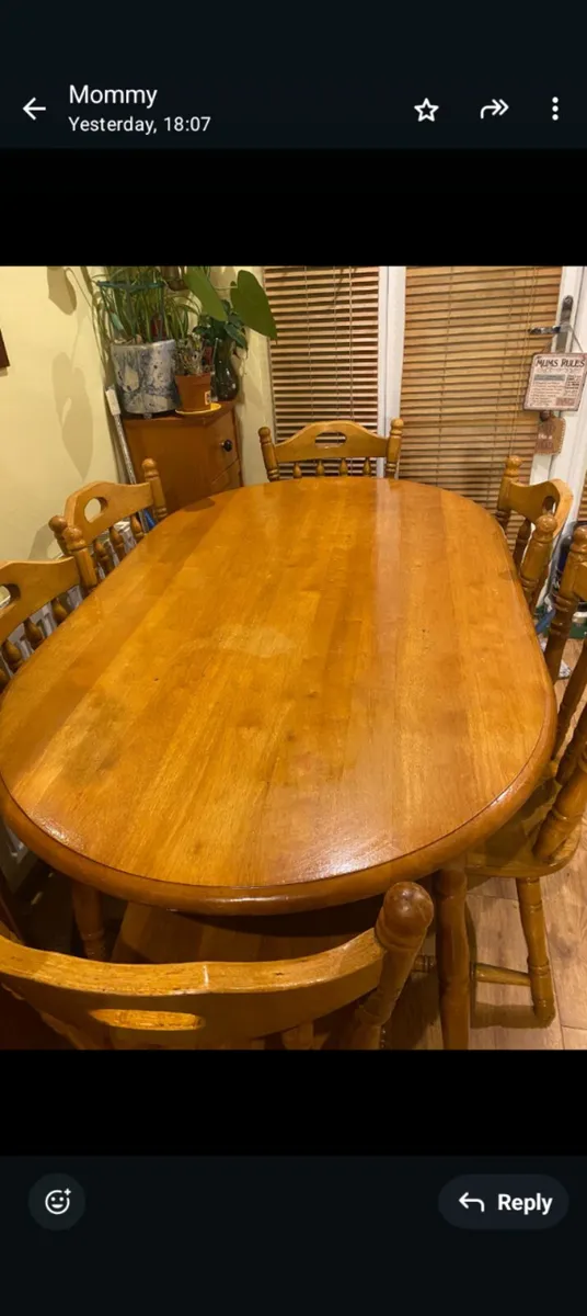 Table and 6 chairs - Image 2