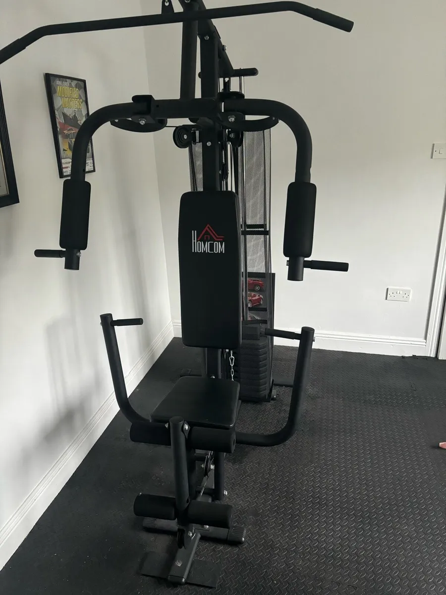 Gym equipment - Image 1