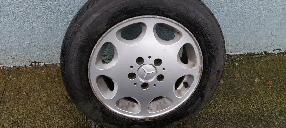 Mercedes w124 - Image 2