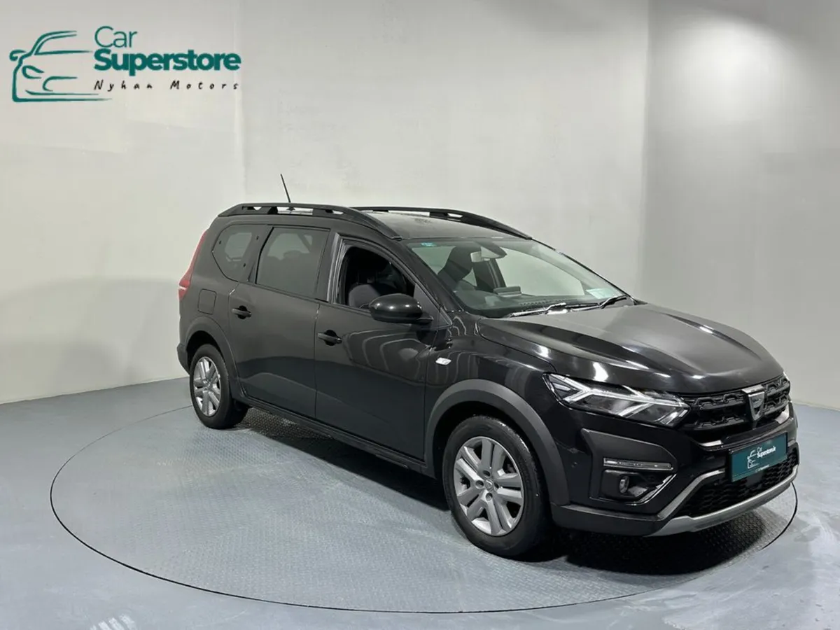 Dacia Jogger Comfort Petrol 7 Seater 1.0 221 - Image 1