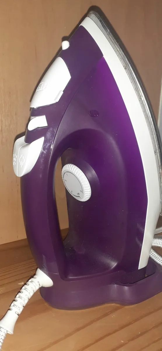 Steam Iron for clothes - Image 4