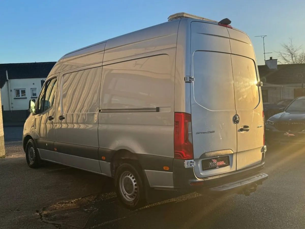 2.1 316 CDI Panel Van 5dr Diesel Manual RWD L2 H2 - Image 4
