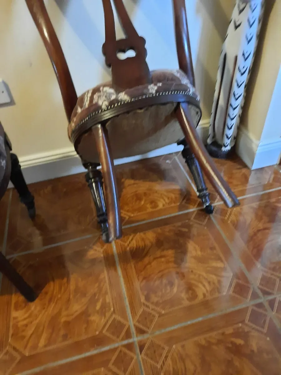 Pair of antique parlor chairs - Image 3