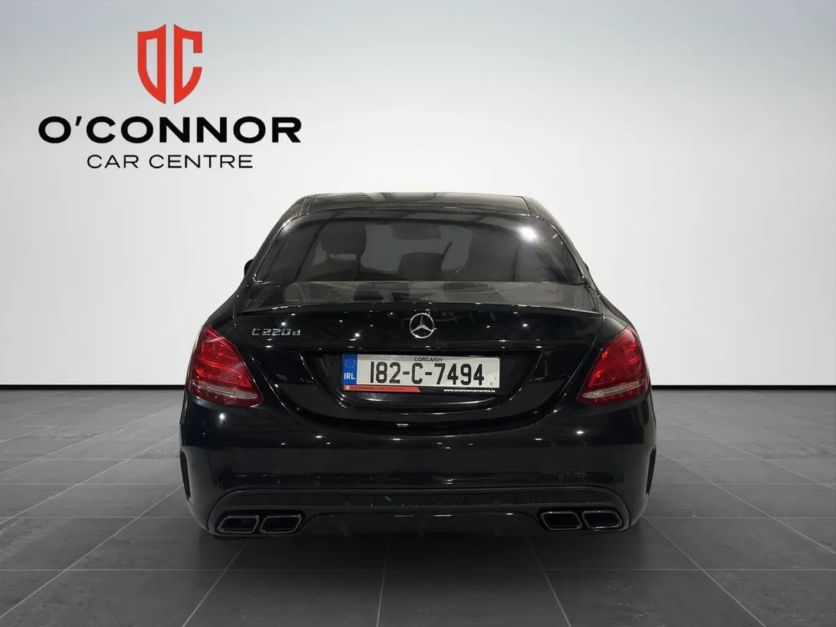 Mercedes-Benz C-Class “Blacked out, decked out, an - Image 3