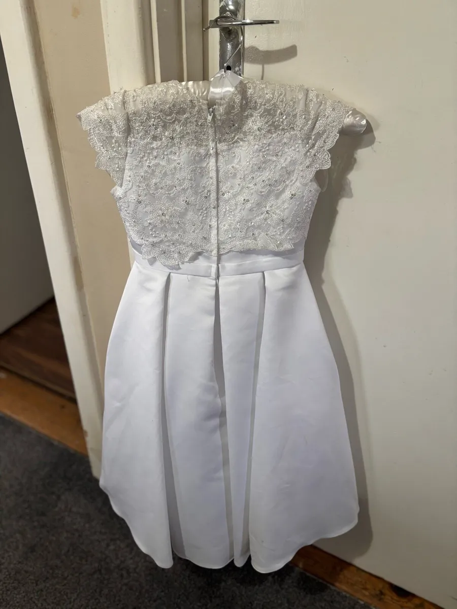 Communion dress - Image 3