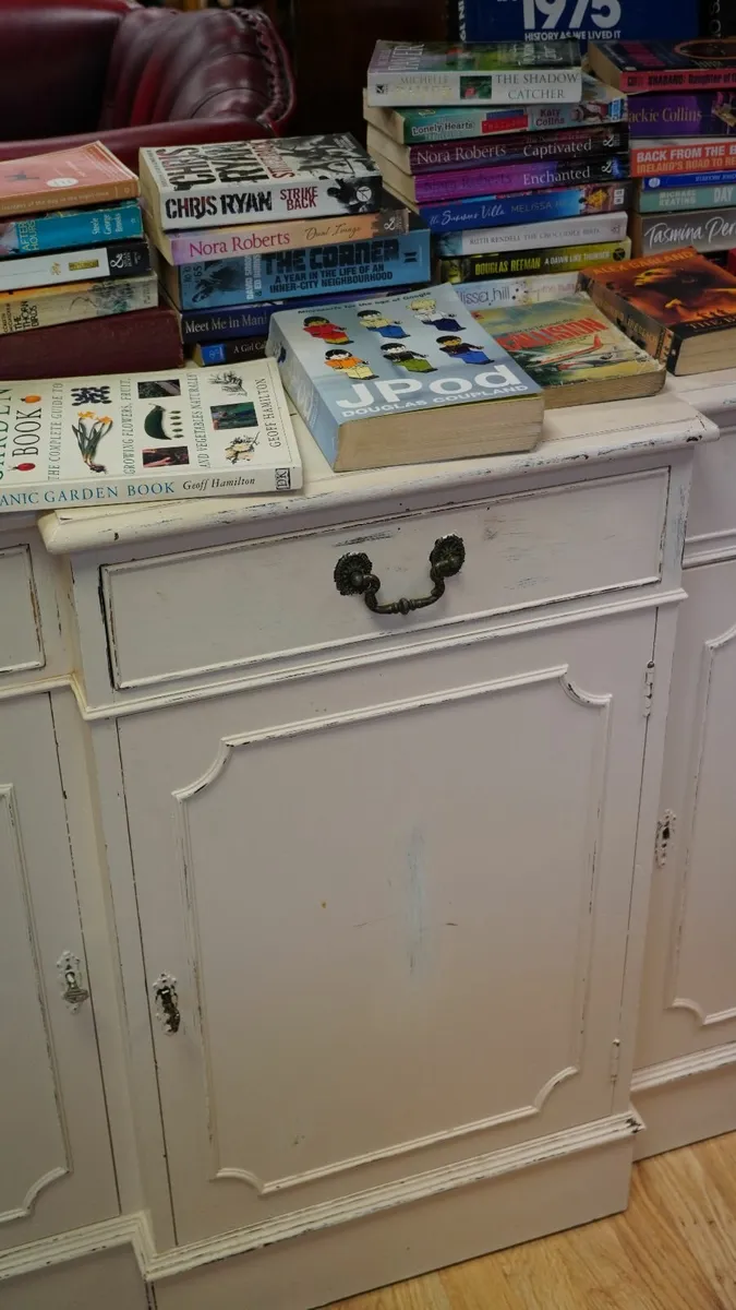 “Old Mill” Shabby Chic Sideboard - Image 3