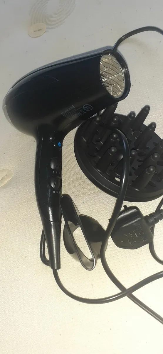 Hair Dryer - Remington - Image 3
