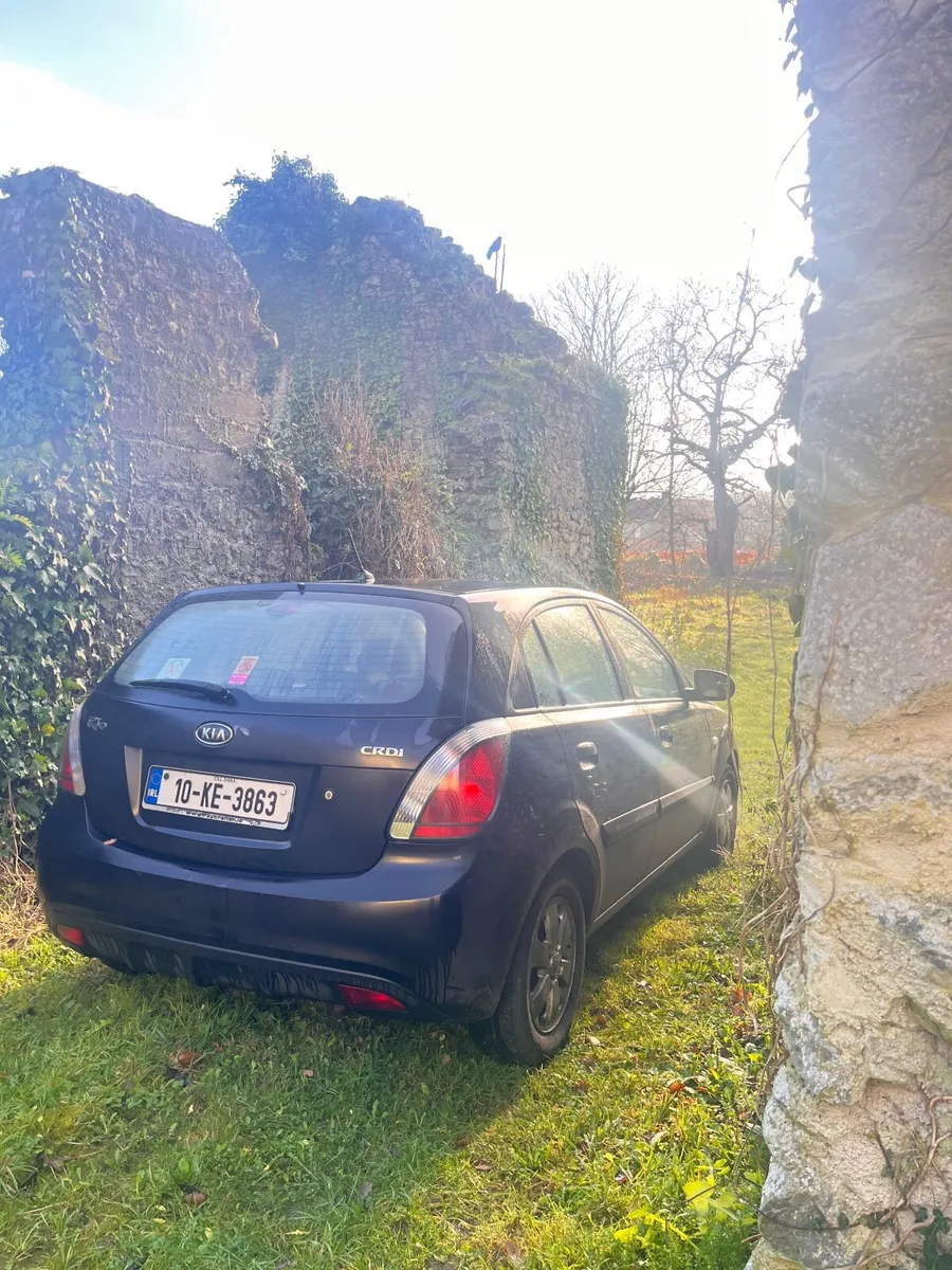 Kia Rio 2010 - Image 1