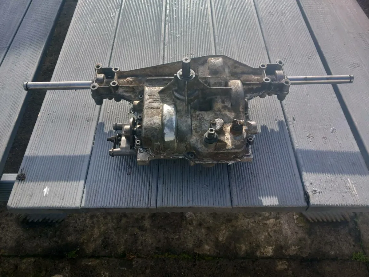 Castlegarden/Mountfield manual gearbox for sale - Image 1