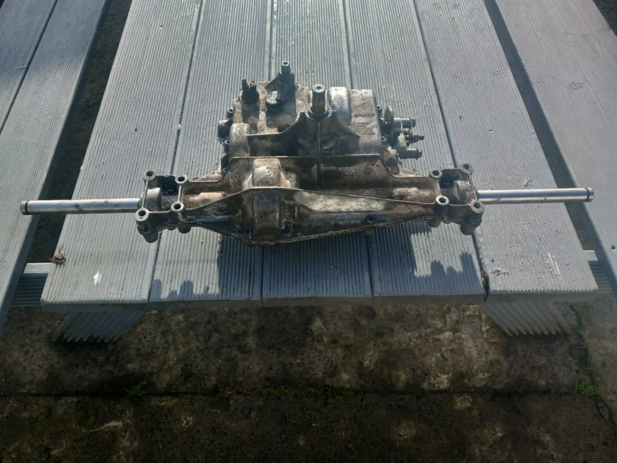 Castlegarden/Mountfield manual gearbox for sale - Image 3