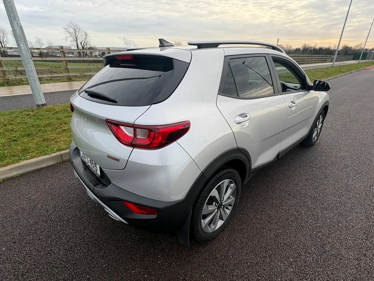 Kia Stonic Warranty to 2032! Showroom Condition! S - Image 4