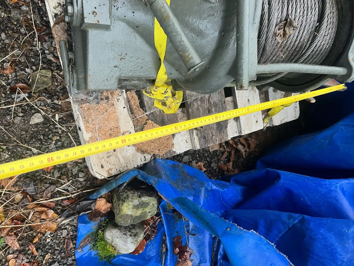 Unimog Winch - Image 3