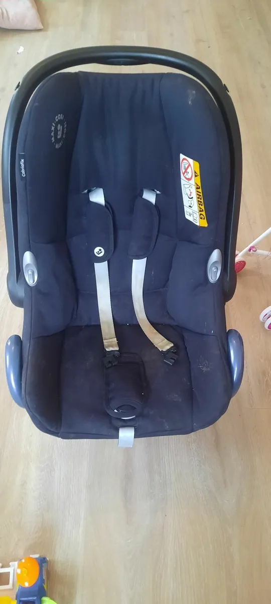 Car seats - Image 2