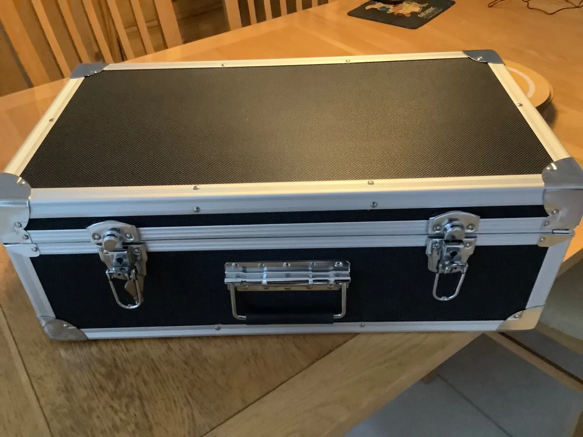 TS OPTICS BINOCULARS 25x100 WP - Image 4