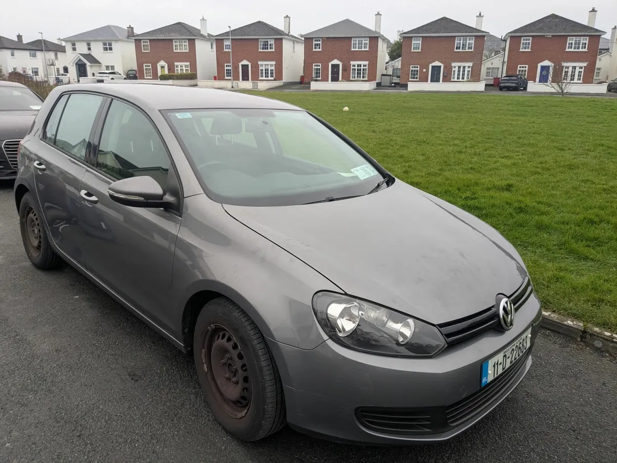 Volkswagen Golf 2011 - Image 2