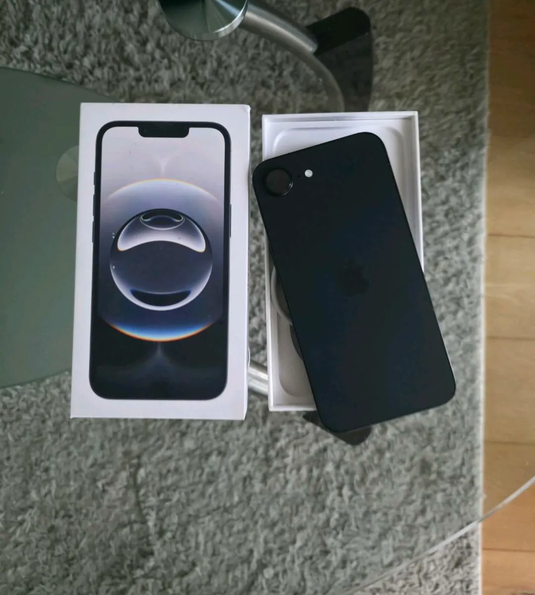 Apple Iphone 16e 256GB - Image 4