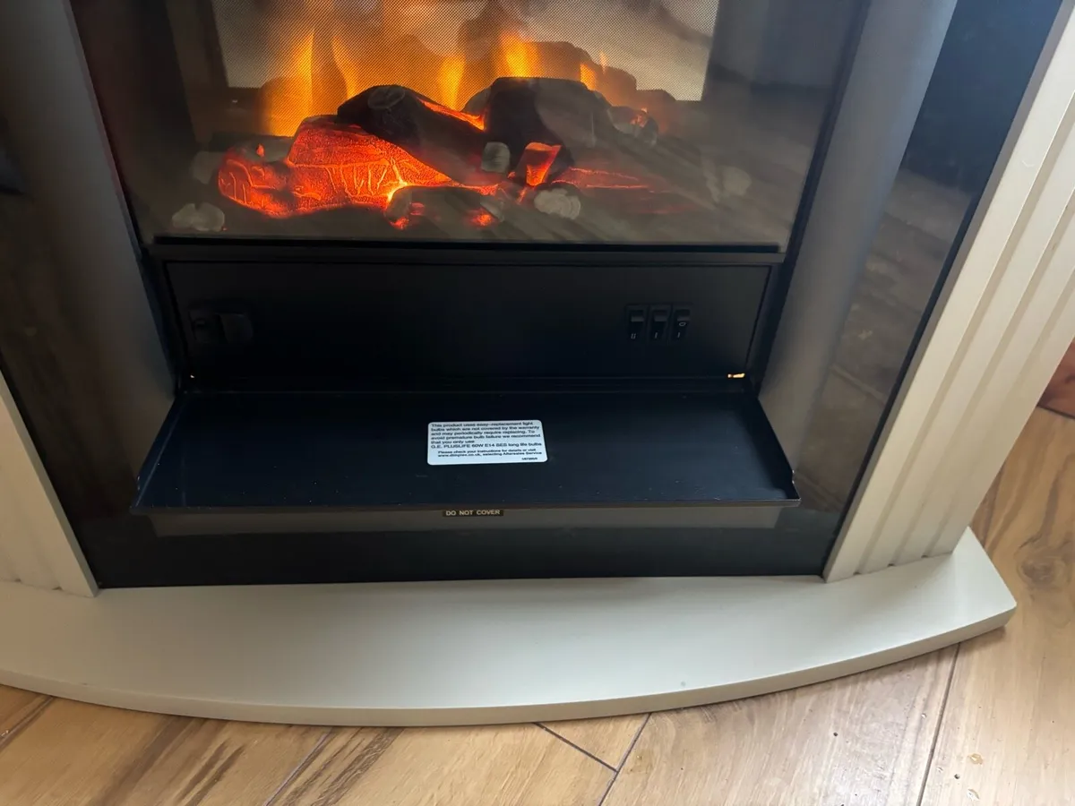 Electric fire suite - Image 3