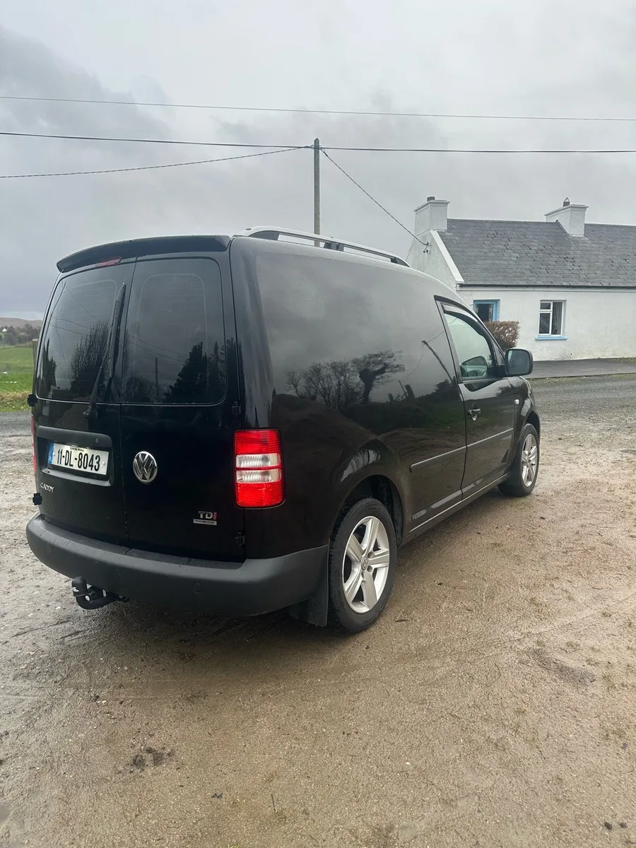 Volkswagen caddy - Image 4