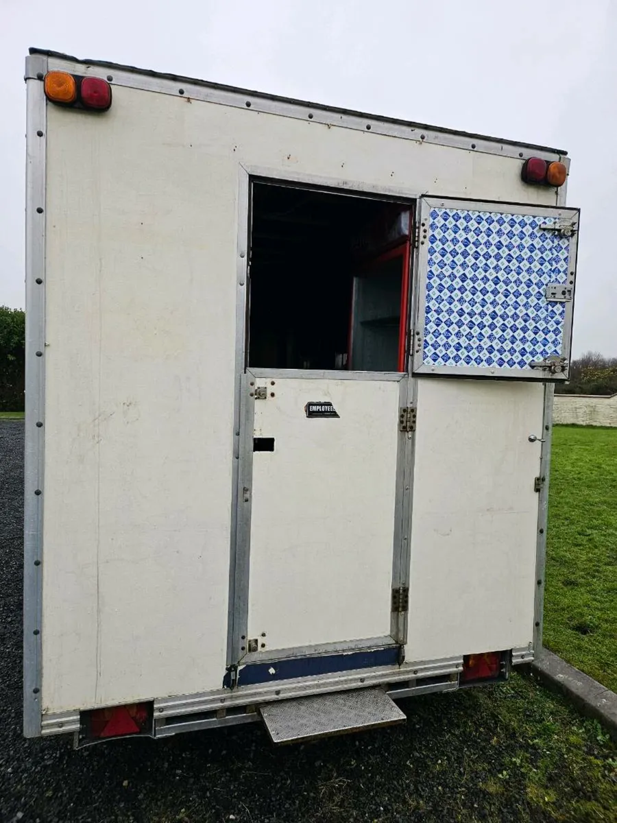 Food truck - Image 4