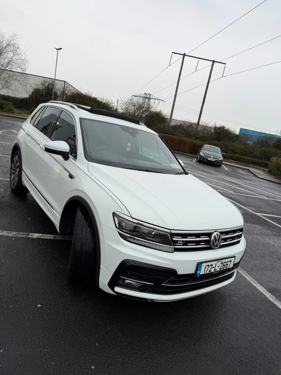 Volkswagen Tiguan R Line - Image 1