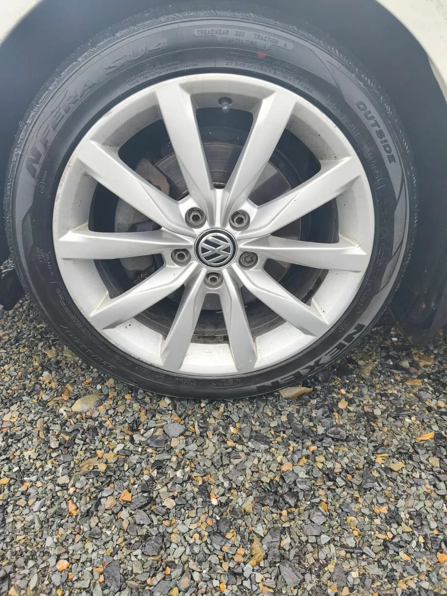 Volkswagen Golf 2016 TDI Highline - Image 3