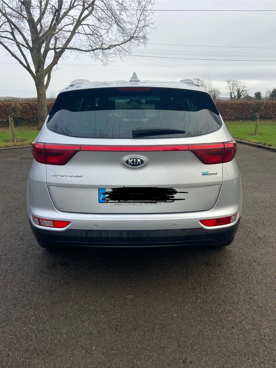 Kia Sportage 2017 - Image 2