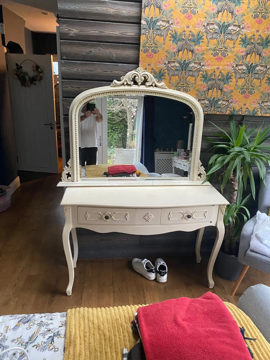 Hall table and mirror - Image 1