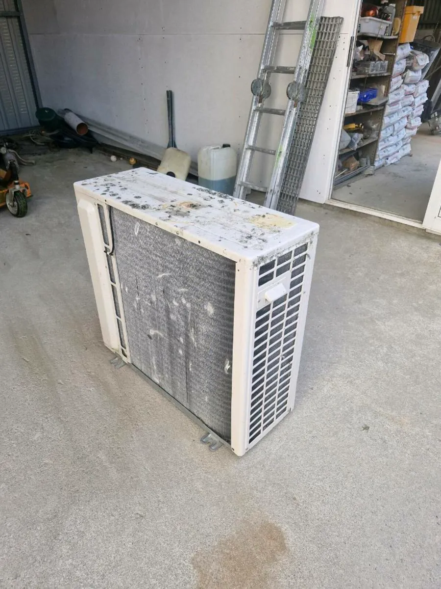 Air-conditioning  unit - Image 1