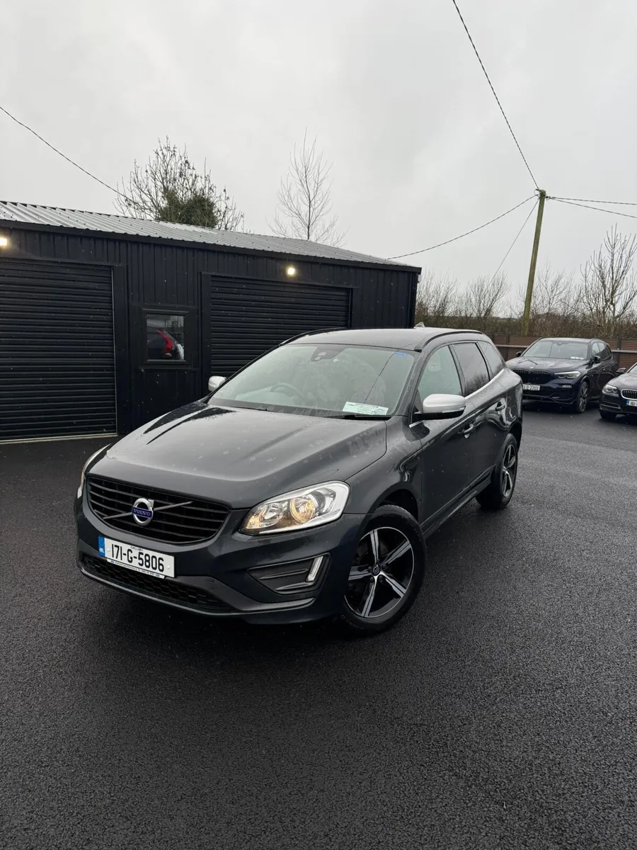 Volvo XC60 2017 R-Design Automatic - Image 1