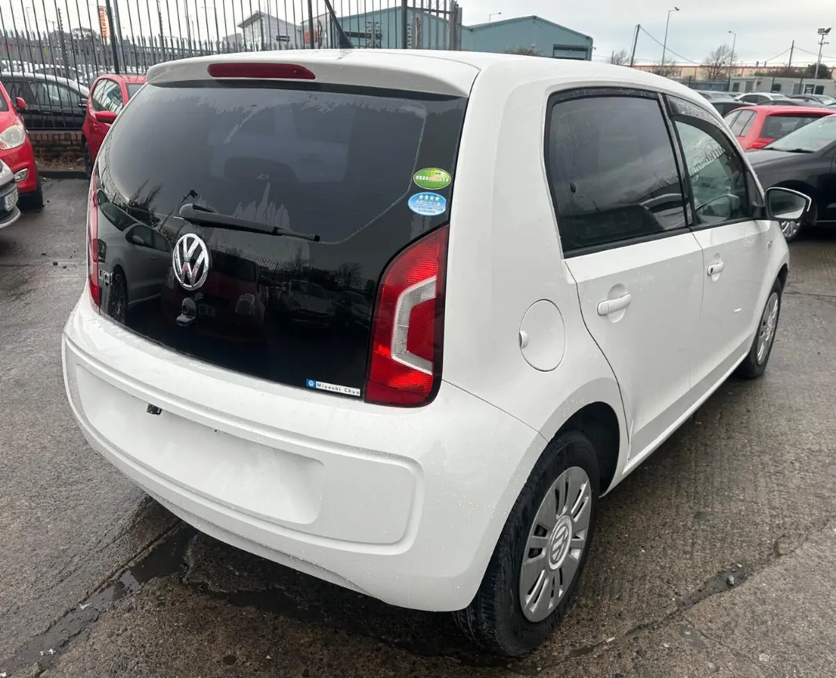 Volkswagen Up 1.0 Automatic/only 53134 km/warranty - Image 4