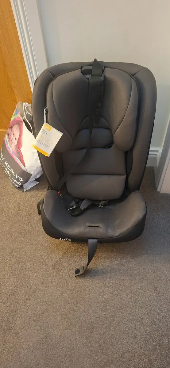Joie Bold Car Seat - Image 1