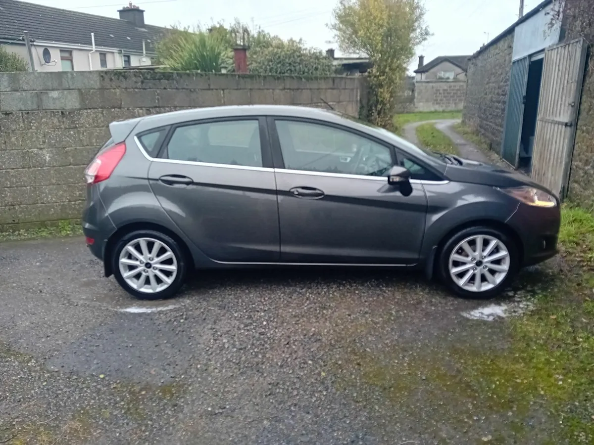 Ford Fiesta 2017 - Image 1