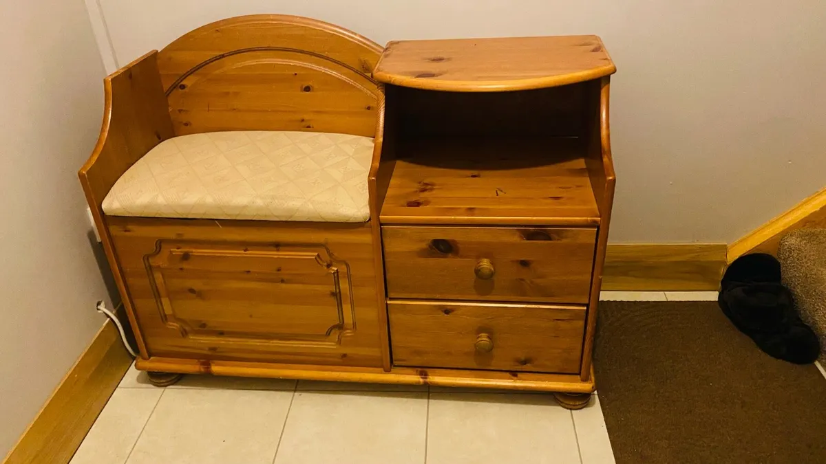 Phone seat - Image 2